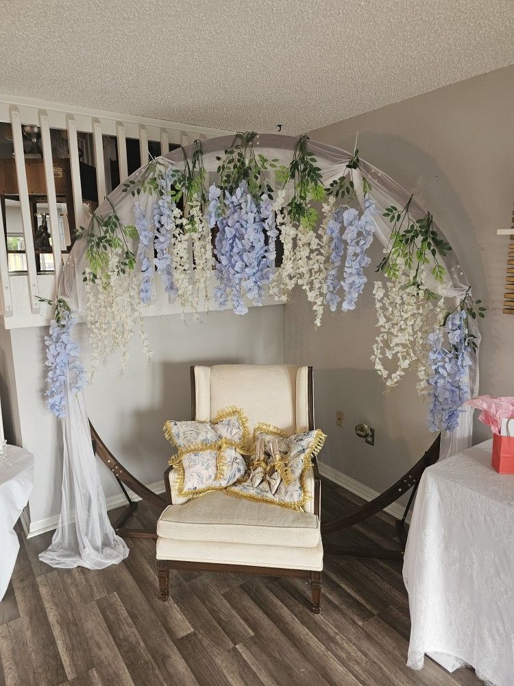 Round Wood Arc For Weddings Or Parties