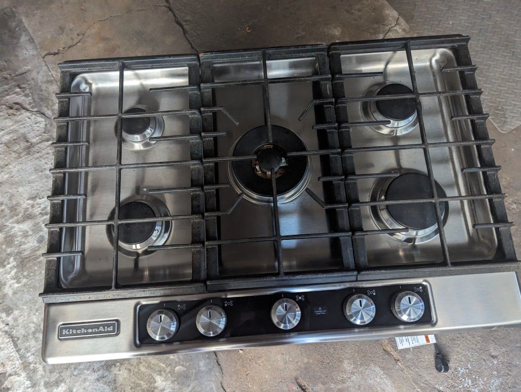 Kitchen Cooktop 