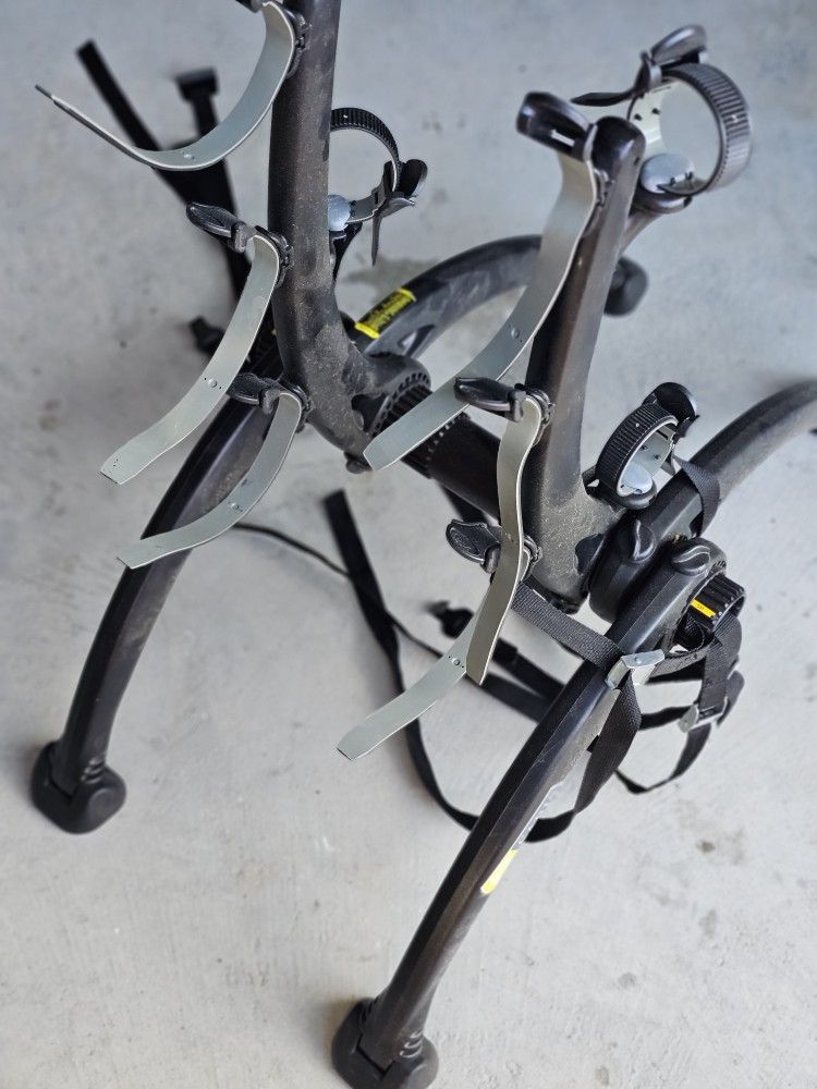 Saris 3 Bike Car Trunk Carrier