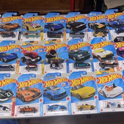 HOT WHEELS