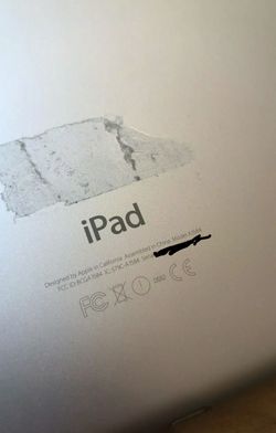iPad Pro 12.9in 1st Gen 128GB WiFi Silver as is