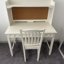 Cafe Kid White Desk With Cork Hutch 