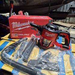 Milwaukee Bagless M18 18-Volt Lithium-Ion Cordless HEPA Compact Handheld Vacuum (Tool-Only)