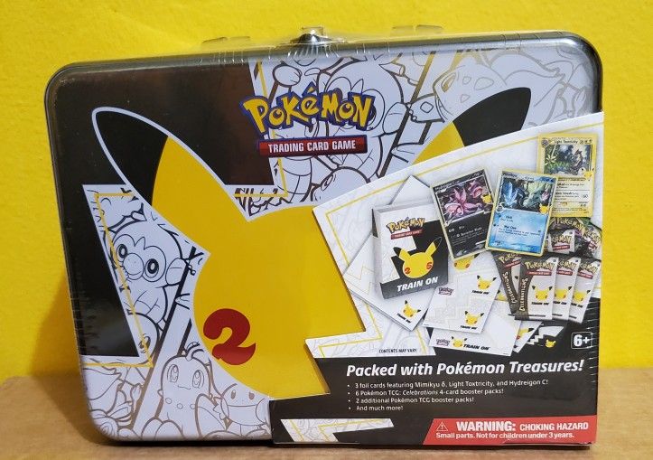 Pokemon Celebrations Collector Chest