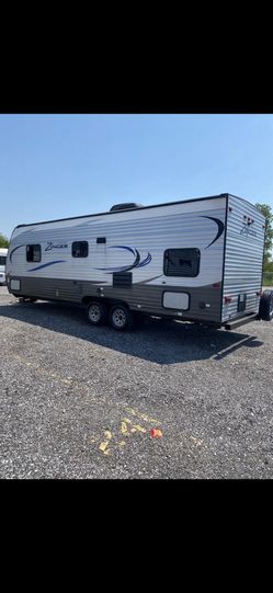 2017 Zinger Camper 26 Feet Long