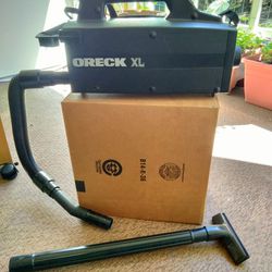 80's Oreck XL Shoulder Vacuum Cleaner Model BB870-AD Type 1