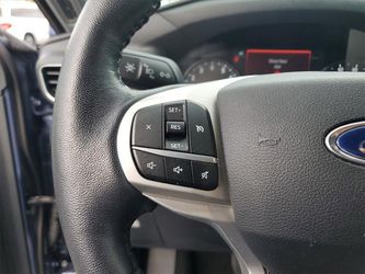 2021 Ford Explorer Thumbnail