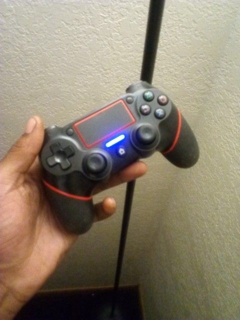 PS4 Controller 