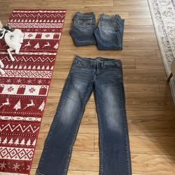 Cody James men’s boot cut  jeans size 34/32 used can still be used for work $15 all 