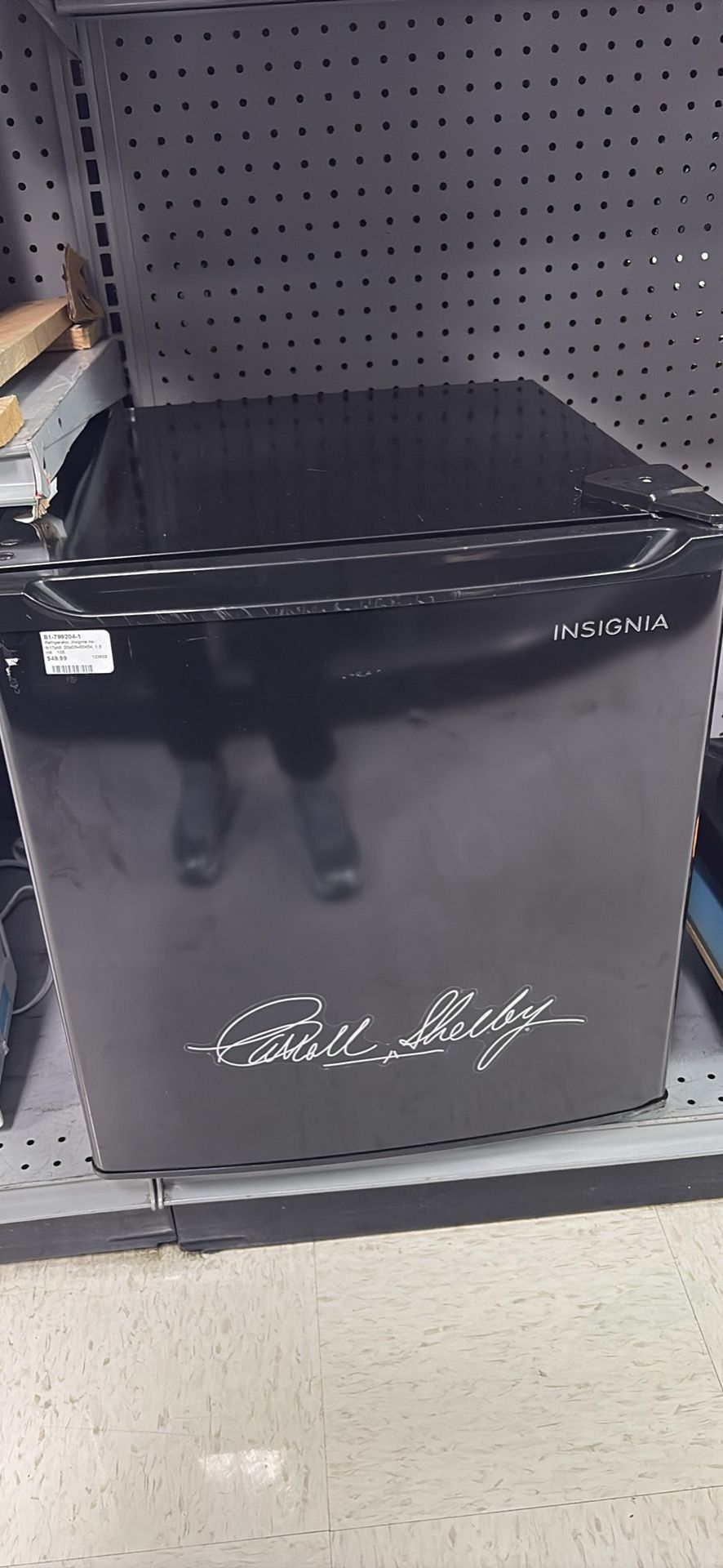 Insignia Refrigerator 