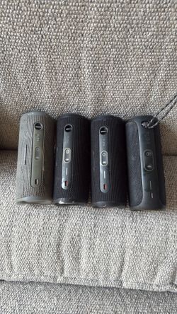 4    Jbl portable speakers