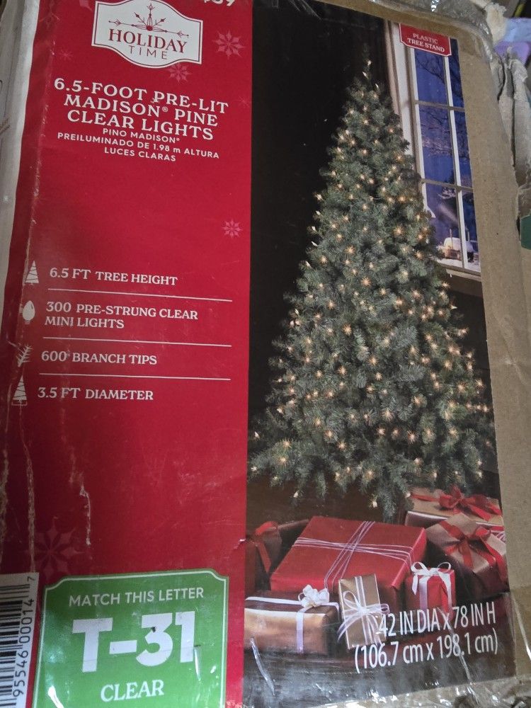 Arbol de Navidad en buenas condiciones