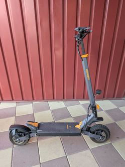 Ausom L1 Electric Scooter