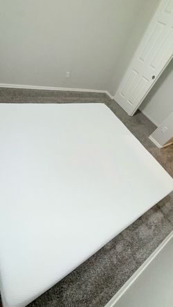 Memory foam king size bed