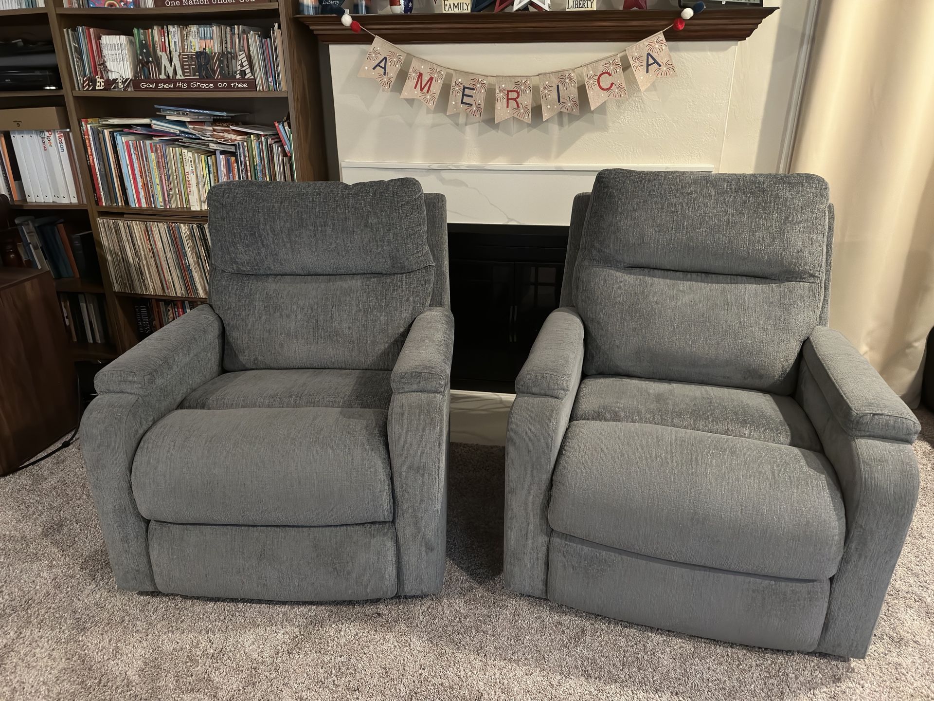 Electric Recliner Set With Massage