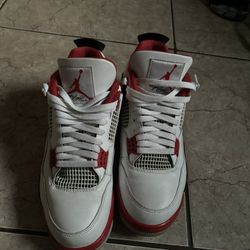 Jordan 4 Fire Red