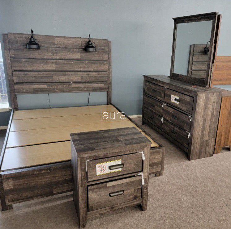 💛New Furnitures > _ free delivery queen or king bed frame dresser mirror nightstand chest mattress Crte  Brown Platform Bedroom Set 
