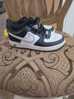 Nike Tennis shoes