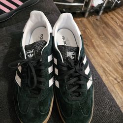 Adidas gazelle size 10 used 2 times