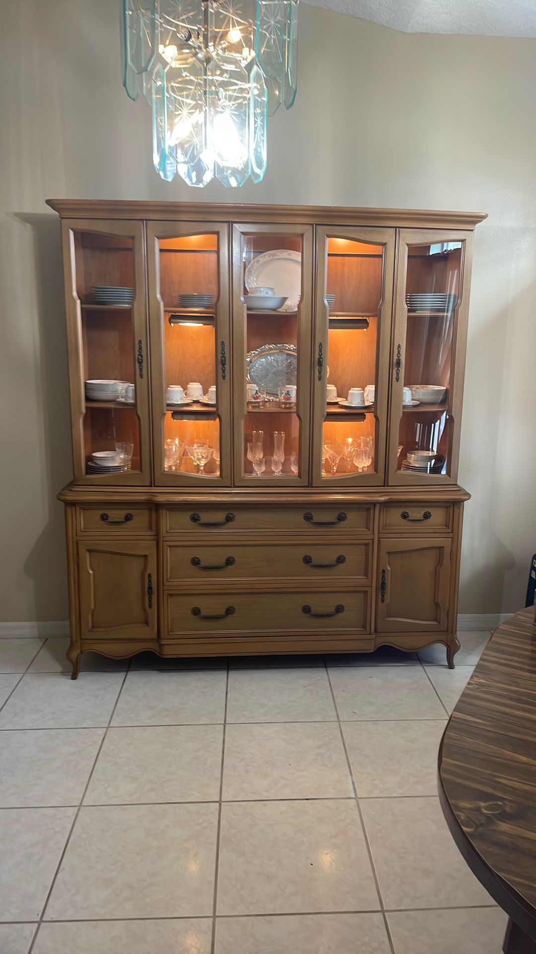 China cabinet