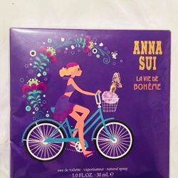 Perfume Anna sui