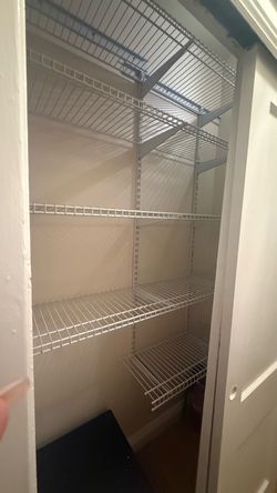 Shelving rack