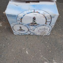 32 Piece Lighthouse Dinnerware Set