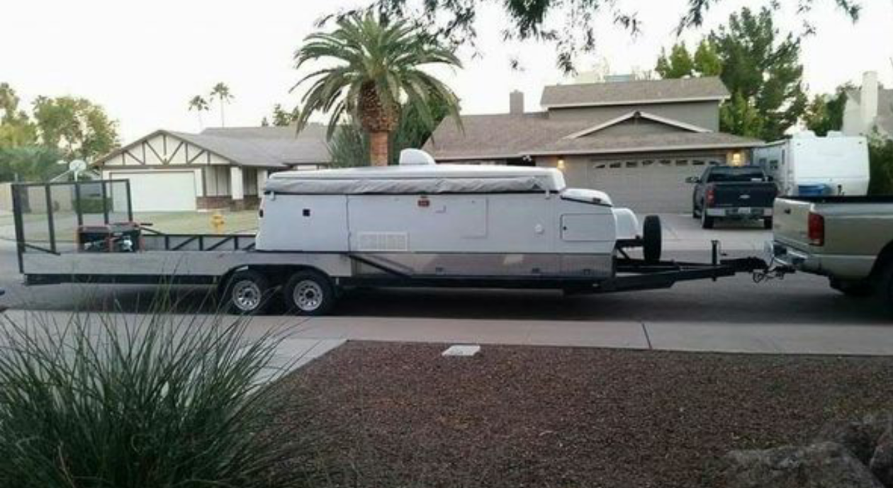 2000 Jayco Heritage Toy hauler/Pop up Camper