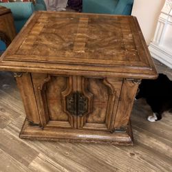Solid Oak End Table 
