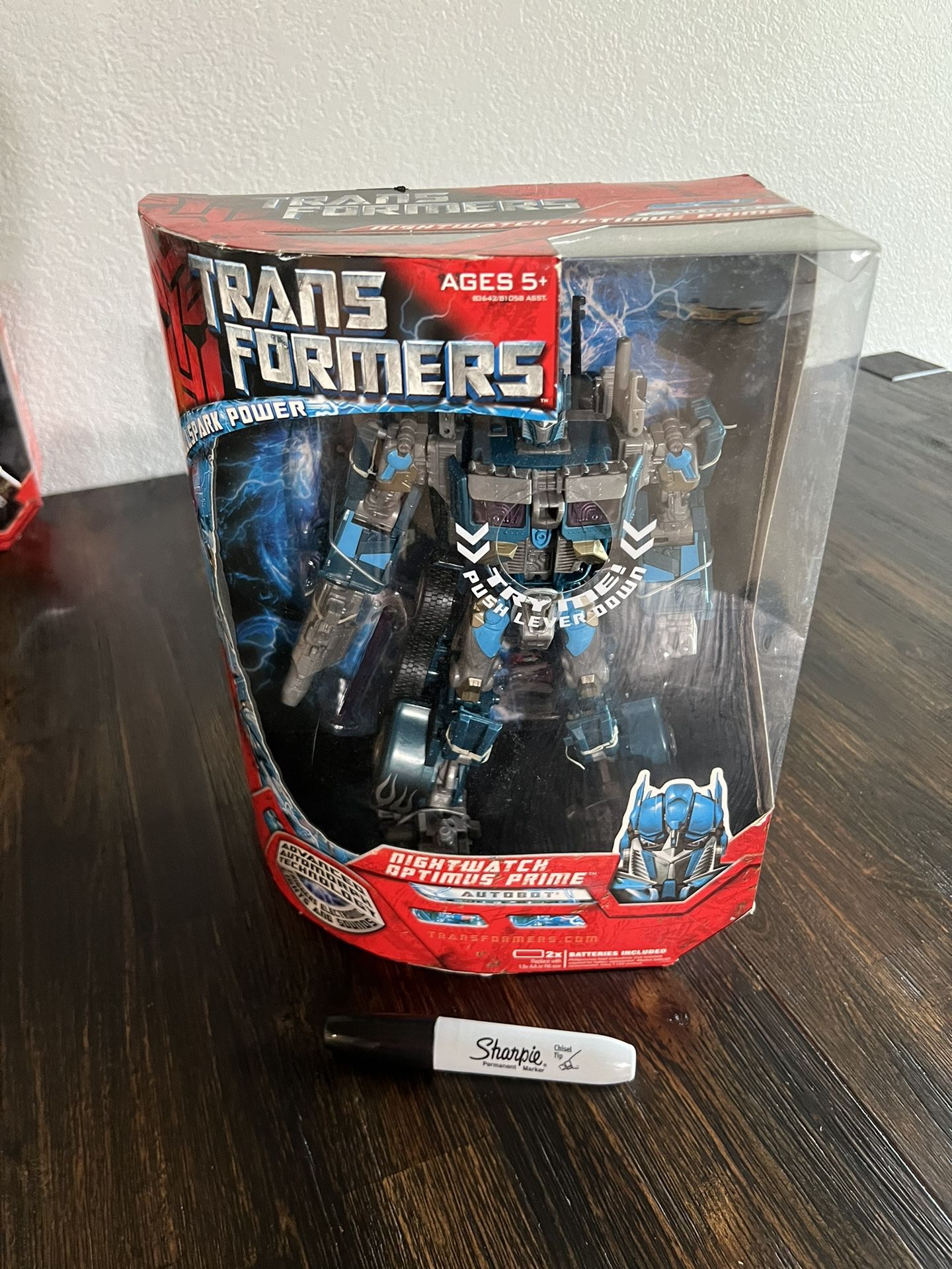 2007 Transformers Movie NIGHTWATCH OPTIMUS PRIME Leader Class RARE! NIB!
