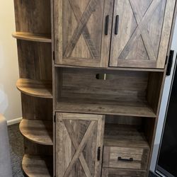 Farmhouse Style Pantry