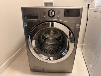 LG Tromm Front Load Washer WM3700HVA - Graphite Steel (Excellent Condition)