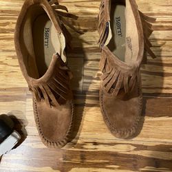 Size 10 Born Fringe Boots