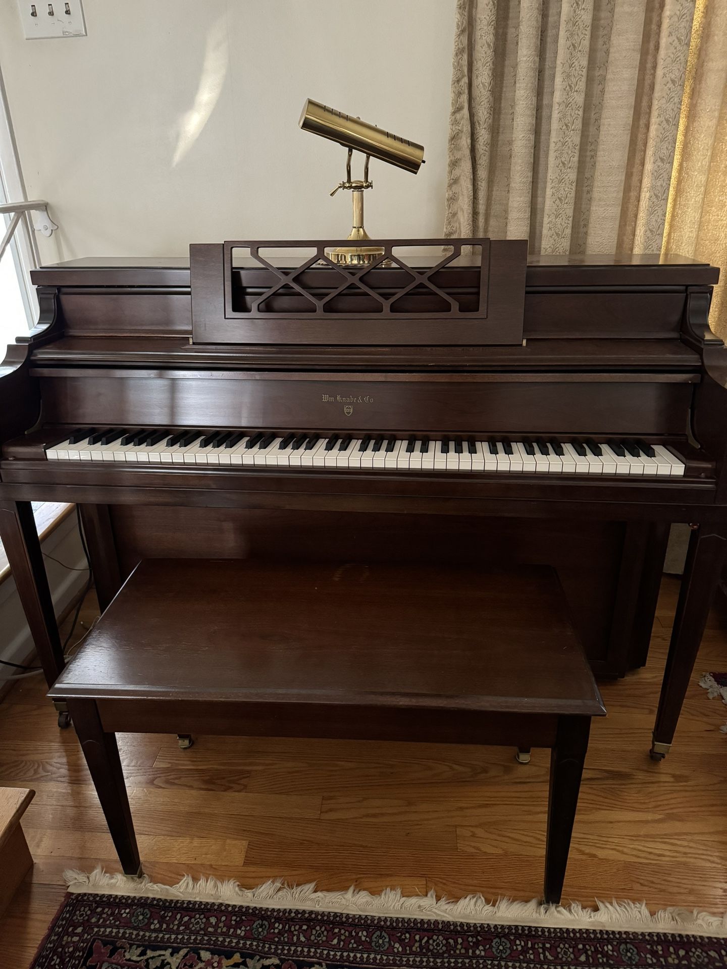 Knabe & co. Piano