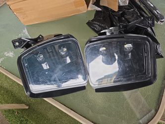 2013 14 15 16 17 Dodge Ram Fog Lights