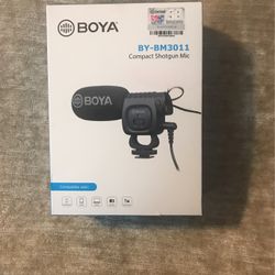 Boya Compact Shotgun Microphone Bm3011