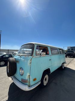 1971 Volkswagen bus