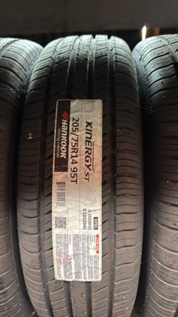 Hankook Kinergy ST 205/75R14 95T Tire