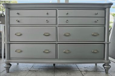 Nice dresser