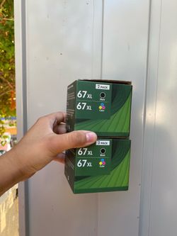 67XL ink cartridges intended for HP printers, Cartuchos de tinta 67XL destinados a impresoras HP.