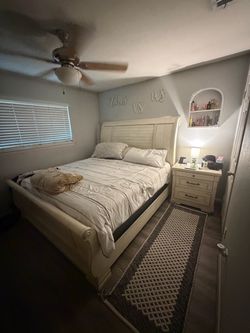King size bedroom set