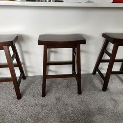3 Island Stools