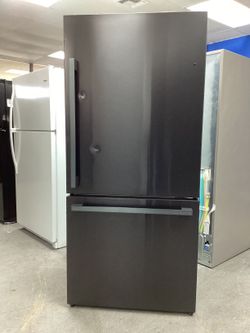 Bottom-Freezer Bright LED lighting Refrigerator By Hisense