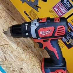 Milwaukee M18 18-Volt Lithium-Ion Cordless 1/2 in. Drill Driver (Tool-Only)