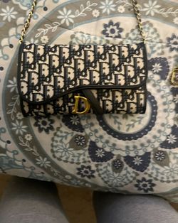 Lady’s Hand Bag Brand Name