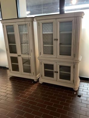 New Curio Cabinets Made Witg Real Wood Avalon Furniture