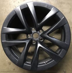 1 Tesla Model S Arachnid Plaid 21” rim