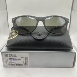 Ray-Ban New Wayfarer Classic Sunglasses