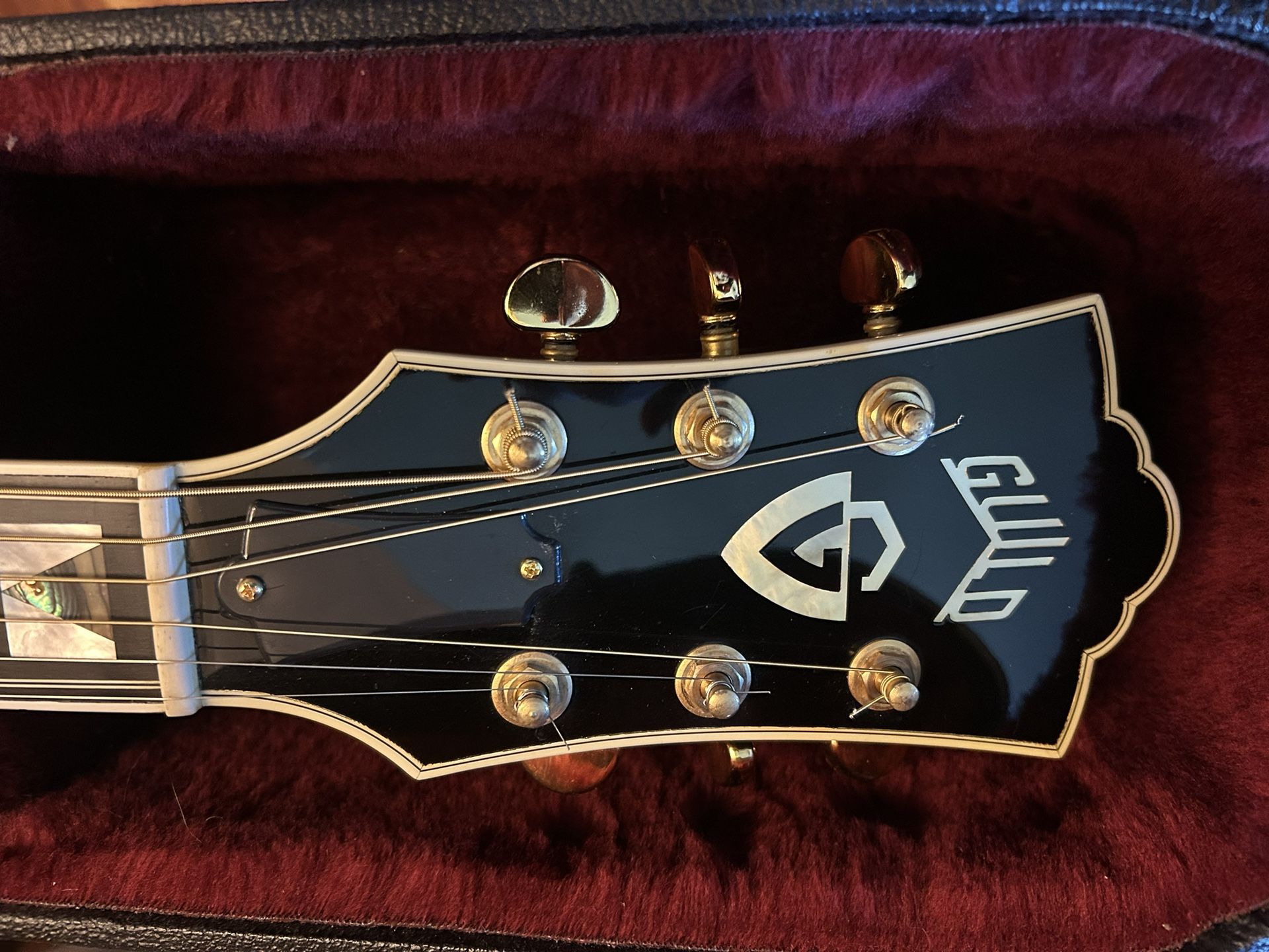 1994 Guild F-55 Guitar
