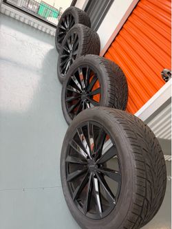 22s tires and rims
